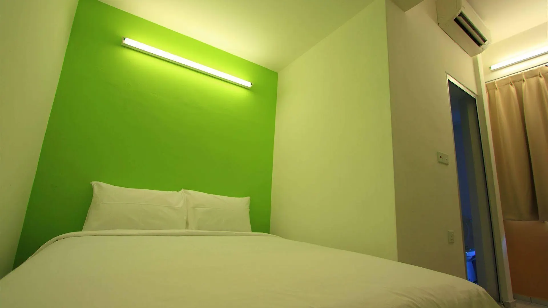 Oyo 90150 City Campus Lodge & Hotel Kuala Lumpur Malaysia
