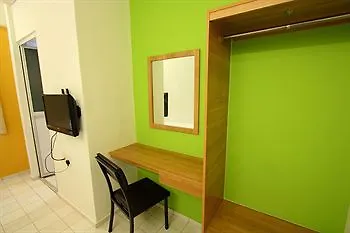 Oyo 90150 City Campus Lodge & Hotel Kuala Lumpur